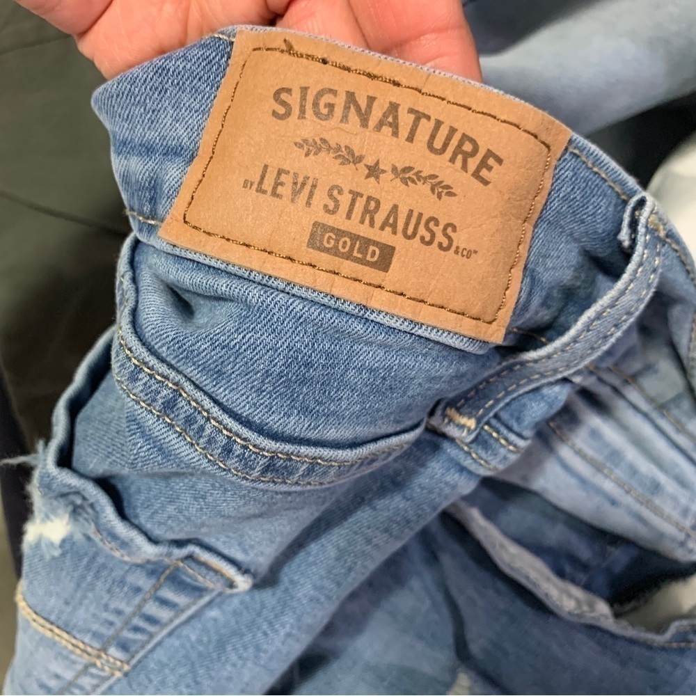LEVI’S STRAUSS - Ripped Jeans - Picture 4 of 6